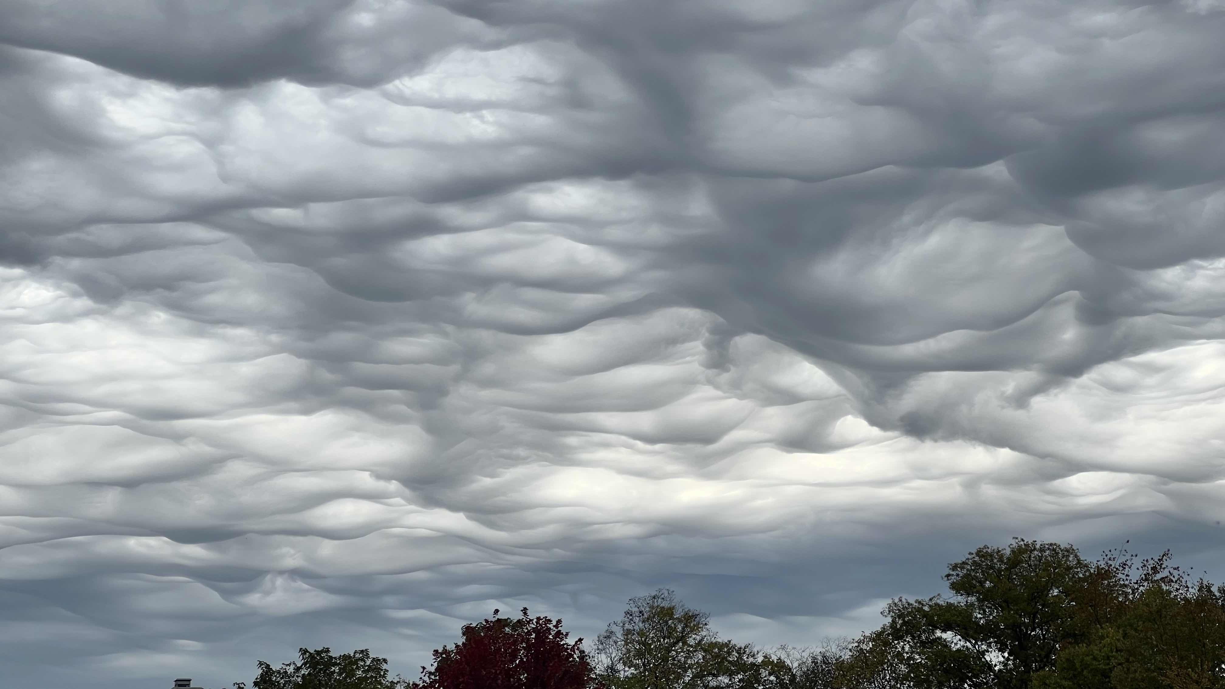 What Are Asperitas Clouds?